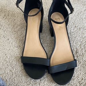 Classic Black Ankle-Strap Block Heel Sandals